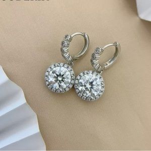 6 Ct  DIAMOND EARRING DE LUXURIOUS PIECE